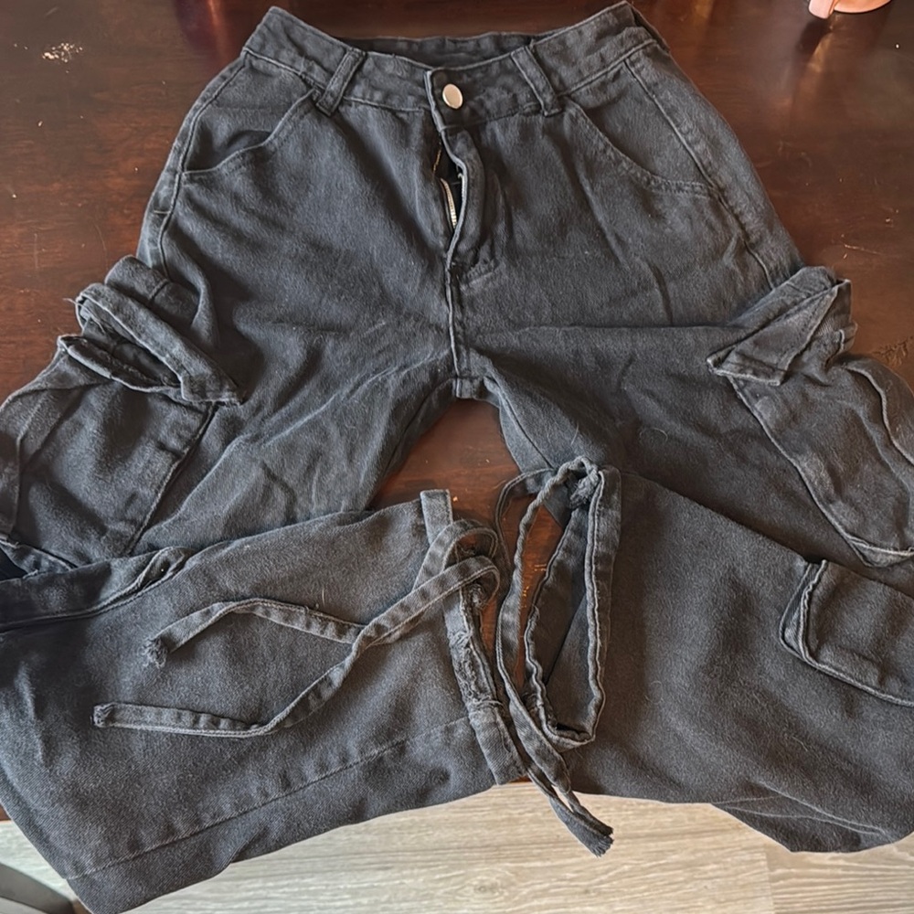 Black Cargo Pants